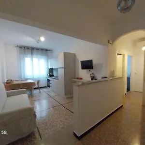 A Casa Di Anna Appartamento Finale Ligure